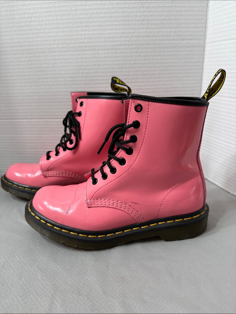Dr Martens 1460W Women's Size 7 Combat Boots Pink Patent Leather 8 Eye Lace Up - Picture 3 of 10